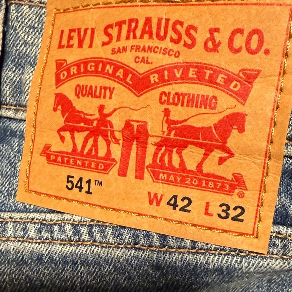 Levi's Performance 541 Athletic Taper Jeans NWT